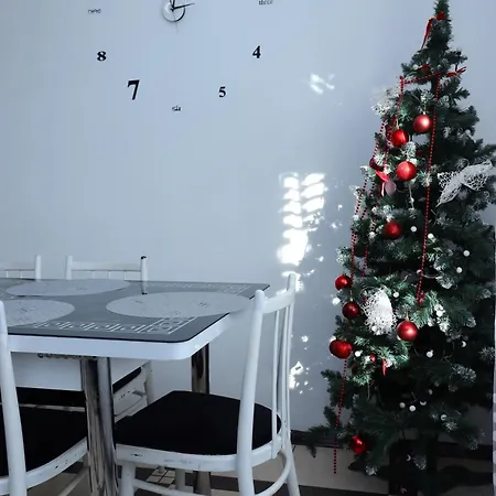 Sosnova gilka Lägenhet Mykulytjyn